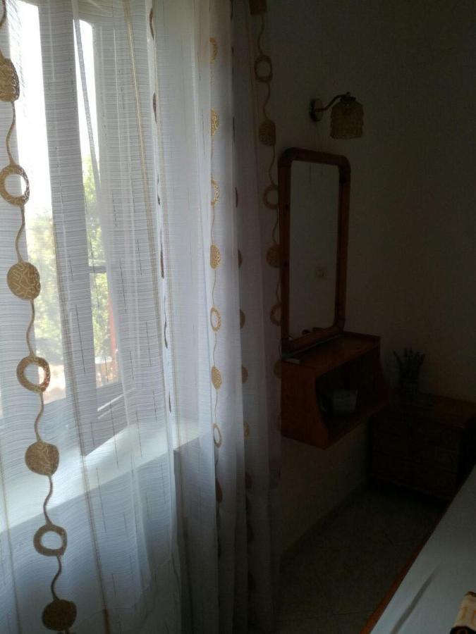 Machi's Guest House Mithimna Extérieur photo