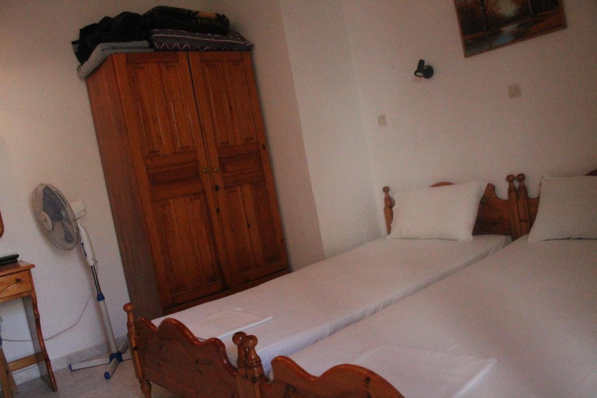 Machi's Guest House Mithimna Extérieur photo
